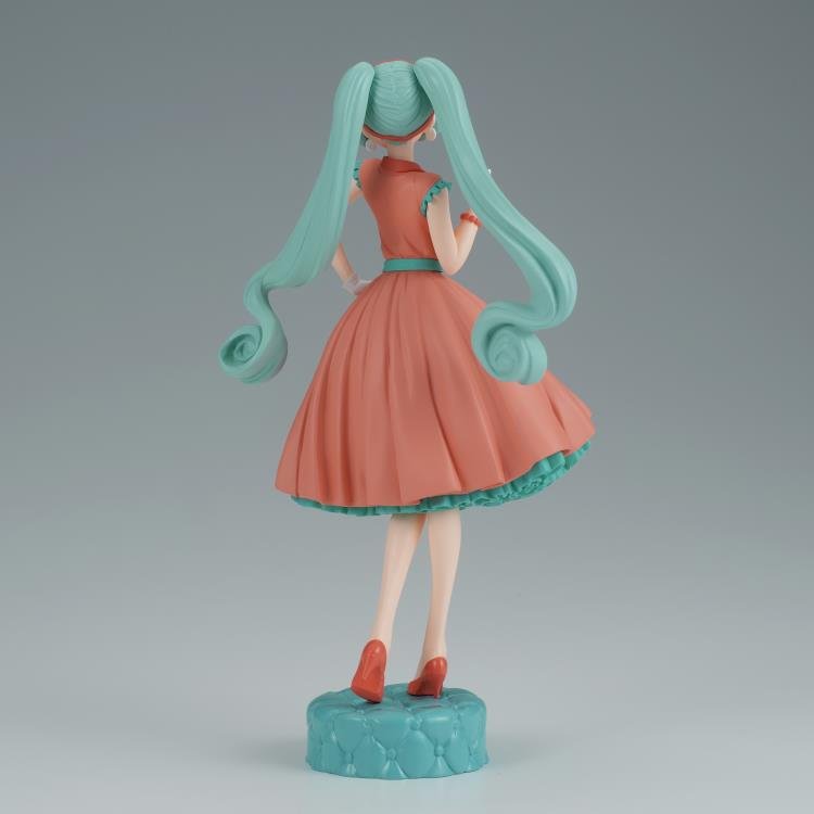 Vocaloid World Journey Vol.1 Hatsune Miku Figure - Nick Nack's Full Frontal Attack