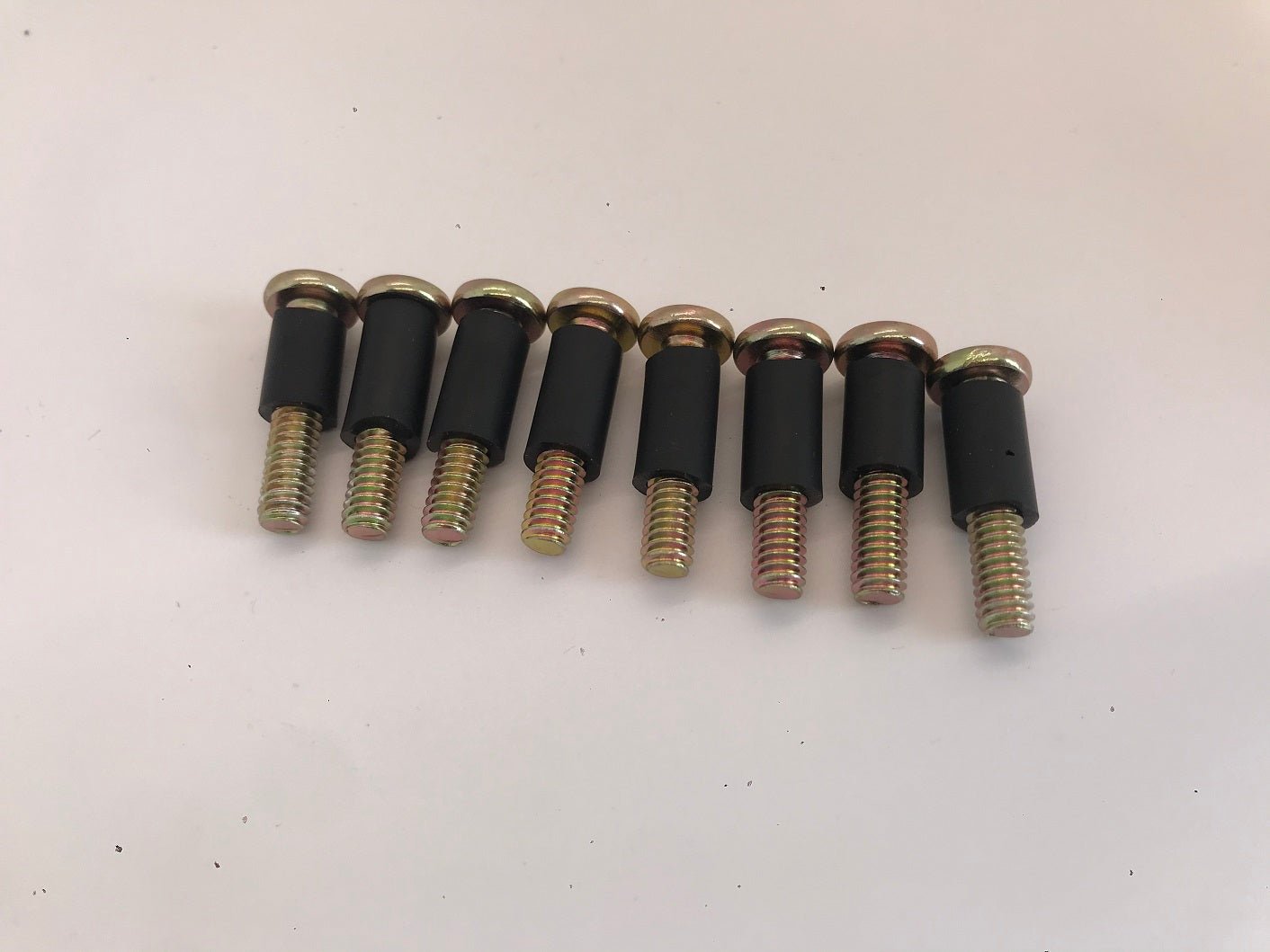 Yellow Zinc Phillips 1 1/4" 20 Machine Rubber/Screw Set (8 Screws + 12in Rubber) - Nick Nack's Full Frontal Attack