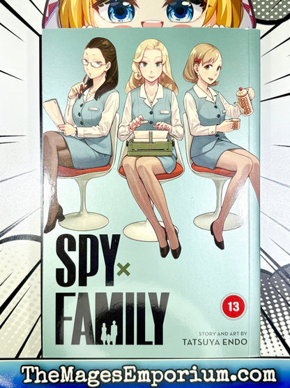 Spy x Family Vol 13 - Nick Nack's Full Frontal Attack